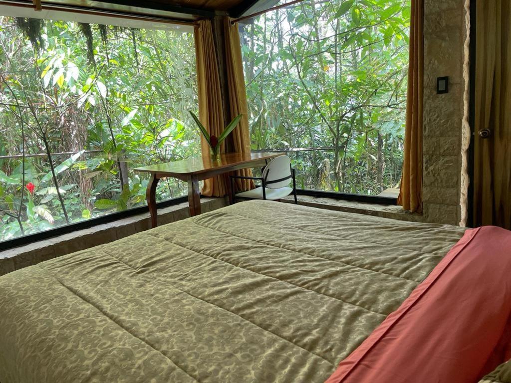 Cantalarana Lodge Mindo Exteriér fotografie